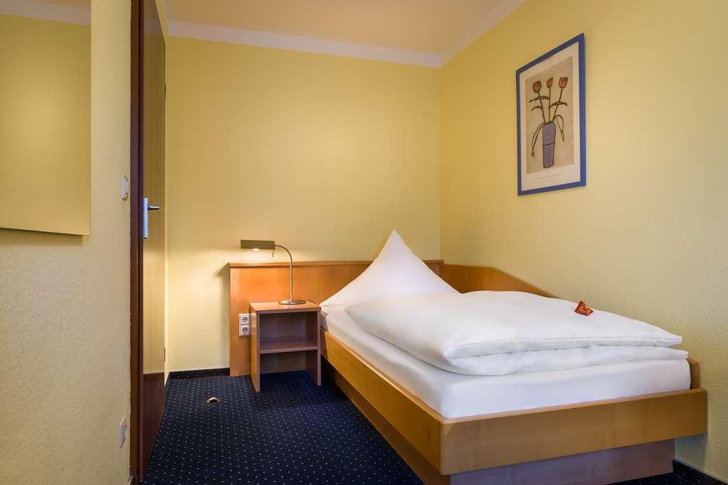 Acora Karlsruhe Zentrum Living The City Phòng bức ảnh